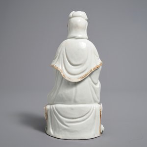 A Chinese model of Guanyin on lotus throne, Republic, 20th C. — 照片 4