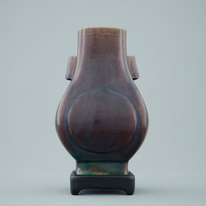 A Chinese monochrome aubergine fanghu shape vase, 19th C. — photo 4
