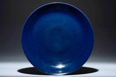 A Chinese monochrome blue charger, Kangxi