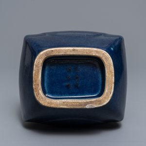 A Chinese monochrome blue-glazed 'fanghu' vase, Guangxu mark and of the period — photo 5