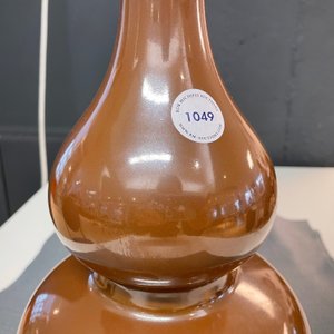 A Chinese monochrome brown-glazed double gourd vase, Qianlong mark, 18/19th C. — photo 7