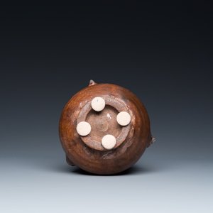 A Chinese monochrome brown-glazed vase, Song — 照片 6