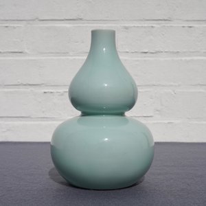 A Chinese monochrome celadon double gourd vase, Qianlong mark, 19th C. — photo 8