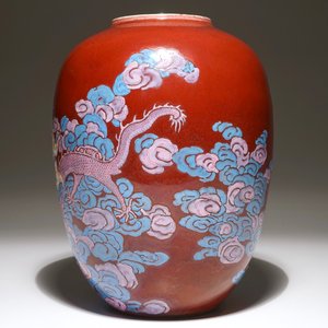 A Chinese monochrome enamelled sang-de-boeuf-glazed jar, 18/19th C. — photo 4