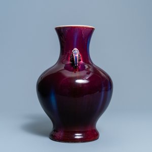 A Chinese monochrome flambé-glazed vase, Qianlong — 照片 4