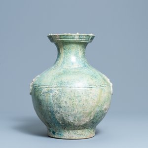 A Chinese monochrome green-glazed jug, Han — 照片 3