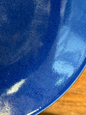 A Chinese monochrome powder-blue plate, Guangxu mark and of the period — photo 11