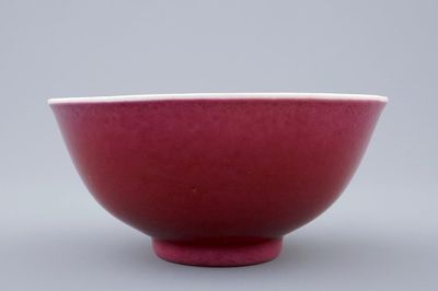 A Chinese monochrome ruby red bowl, 19/20th C.