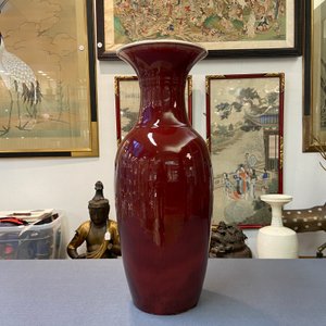 A Chinese monochrome sang de boeuf bottle vase, 19/20th C. — 照片 9