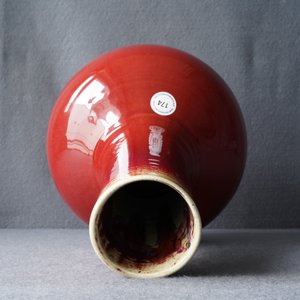 A Chinese monochrome sang-de-boeuf bottle vase, 19th C. — photo 9