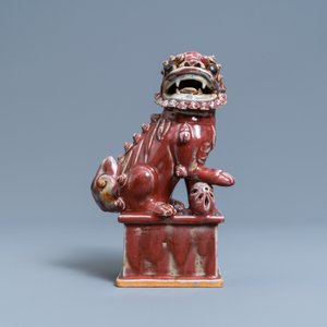 A Chinese monochrome sang de boeuf model of a Buddhist lion, 19th C. — 照片 2