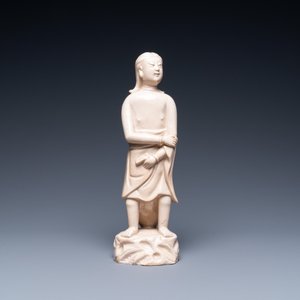 A Chinese monochrome soft paste sculpture of Adam, Kangxi — 照片 2