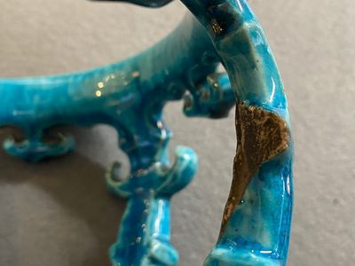 A Chinese monochrome turquoise-glazed reticulated ornament for use in a fish bowl, Kangxi — 照片 7