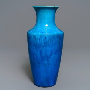A Chinese monochrome turquoise rouleau vase, 18/19th C. — photo 4