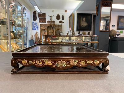 A Chinese mother-of-pearl-inlaid wooden Xiangqi chess board, 19th C. — photo 2