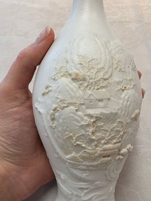 A Chinese 'mountainous landscape' biscuit vase, Wang Bing Rong 王炳荣 mark, Republic — photo 7