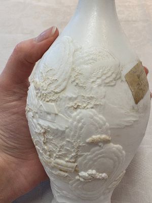 A Chinese 'mountainous landscape' biscuit vase, Wang Bing Rong 王炳荣 mark, Republic — photo 8