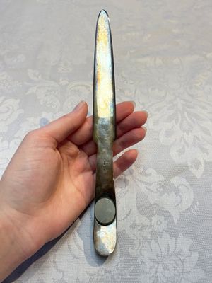 A Chinese mounted magnifying glass with a jade handle and a sterling silver letter opener with a jade handle, 19th C. — 照片 9