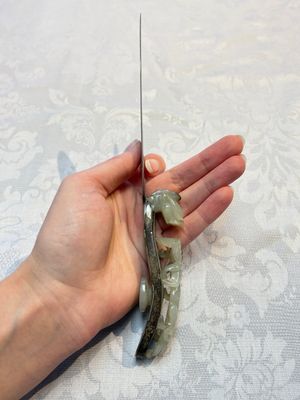 A Chinese mounted magnifying glass with a jade handle and a sterling silver letter opener with a jade handle, 19th C. — 照片 10