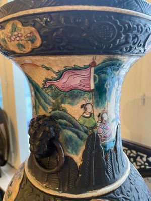 A Chinese Nanking famille rose vase with battle scenes, 19th C. — 照片 10