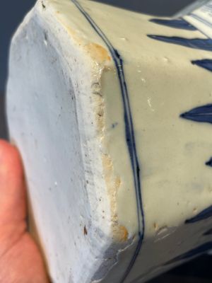 A Chinese octagonal blue and white 'birds and flowers' vase, Transitional period — foto 14