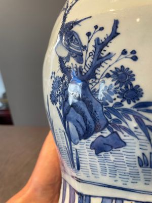 A Chinese octagonal blue and white 'birds and flowers' vase, Transitional period — foto 9