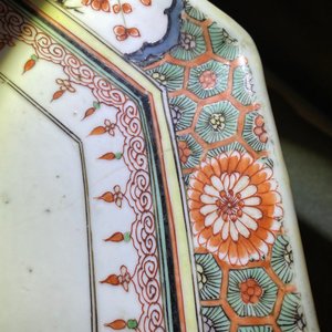 A Chinese octagonal famille verte tazza, Kangxi — photo 8