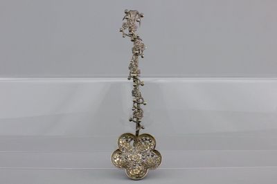 A Chinese open-worked silver spoon, marked, 19th C.
