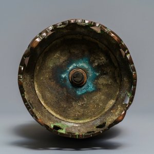 A Chinese or Vietnamese silver-inlaid and inscribed bronze vase, 19th C. — 照片 6