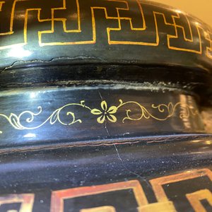 A Chinese painted and lacquered wooden stand, 19th C. — 照片 13