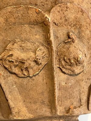 A Chinese painted pottery stick man figure and a pottery 'zodiac' offering vessel, Han/Song — foto 22