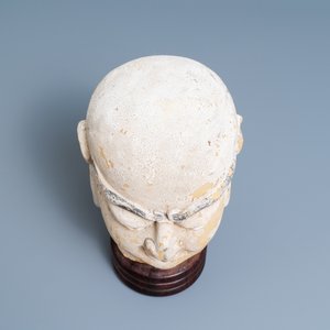 A Chinese painted sandstone head of a luohan, Ming — photo 6