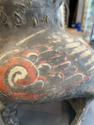 A Chinese painted terracotta owl-shaped 'zun' wine vessel, Han — photo 5
