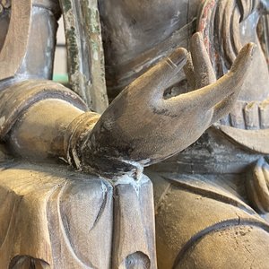 A Chinese painted wooden figure of Guanyin, Ming — photo 24
