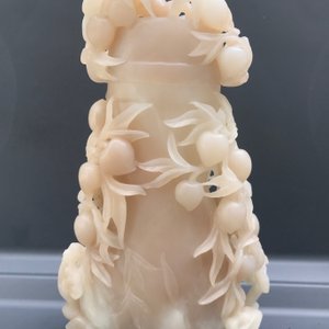 A Chinese pale brownish white jade vase with monkeys in a peach tree, 19th C. — 照片 8