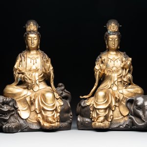 A Chinese parcel-gilt bronze Guanyin and a pair of Bodhisattvas, 20th C. — 照片 8
