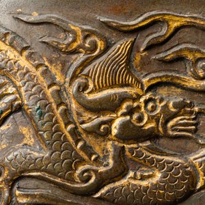 A Chinese partly gilded bronze censer with jade-topped wooden cover, Xuande mark, Kangxi — photo 13