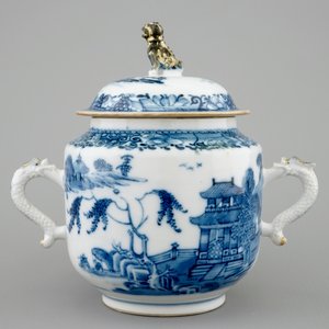 A Chinese partly gilt blue and white sugar jar and cover, Qianlong — 照片 2