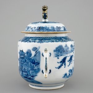 A Chinese partly gilt blue and white sugar jar and cover, Qianlong — 照片 3