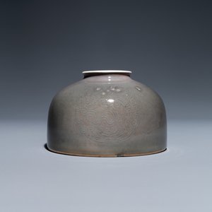 A Chinese peachbloom-glazed 'beehive' water pot, Kangxi mark, 19/20th C. — 照片 5