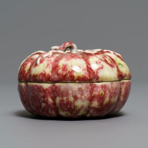 A Chinese peachbloom-glazed pumpkin box and cover, 18/19th C. — photo 4