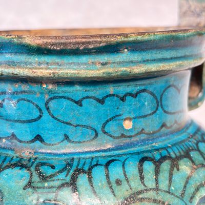 A Chinese peacock-blue-glazed tripod incense burner with wooden cover — photo 10