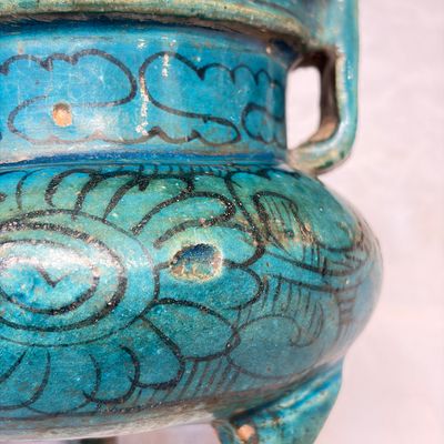 A Chinese peacock-blue-glazed tripod incense burner with wooden cover — photo 11