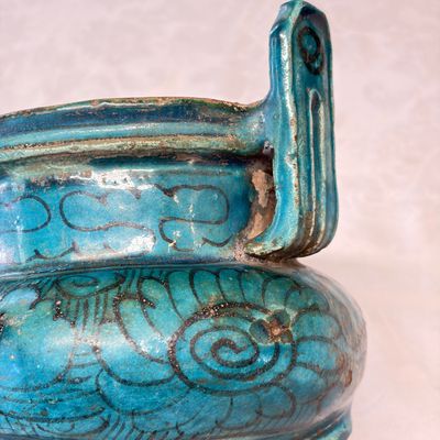 A Chinese peacock-blue-glazed tripod incense burner with wooden cover — photo 15