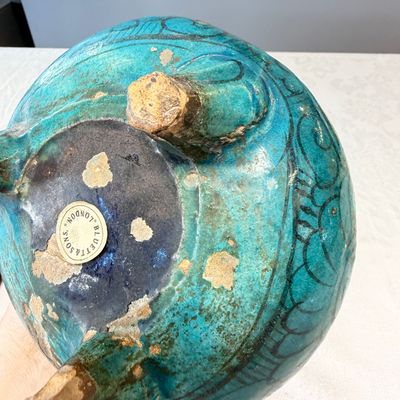 A Chinese peacock-blue-glazed tripod incense burner with wooden cover — photo 20