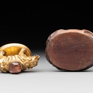 A Chinese pink quartz-inset gilt bronze elephant, 18th C. — photo 8