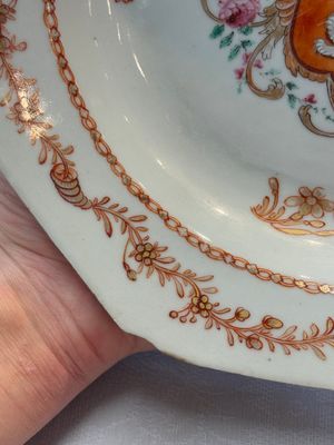 A Chinese polychrome armorial soup plate with the arms of Bennet for the English market, Qianlong, ca. 1765 — 照片 7