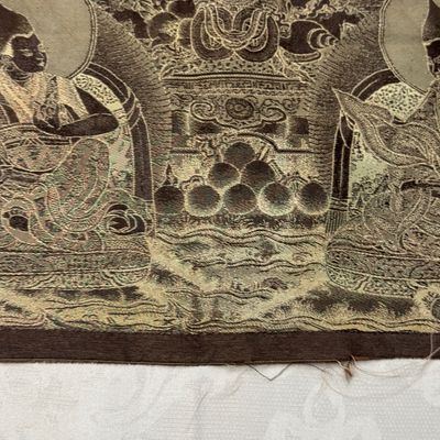 A Chinese polychrome-decorated brocade 'Padmasambhava' thangka — foto 14