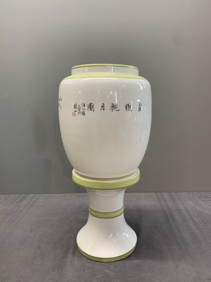 A Chinese polychrome-decorated eggshell 'monkeys' lantern on stand, 20th C. — photo 4