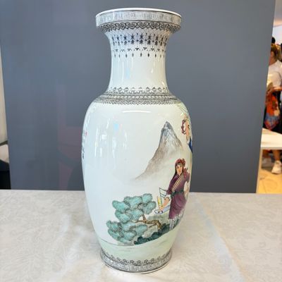 A Chinese polychrome-decorated ‘Jintian Uprising 金田起義’ vase — 照片 4